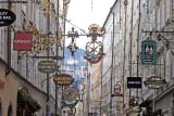 La via delle insegne di ferro battuto 1