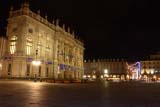 La maestosa piazza Castello