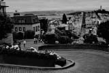 Lombard Street e Coit Tower sullo sfondo