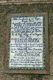 Insegna dedicata a Pablo Neruda