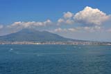 Napoli con il suo golfo e il suo Vesuvio