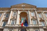 Facciata e ingresso della Reggia di Caserta