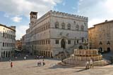 Palazzo dei Priori e Fontana Maggiore nella Piazza IV Novembre a Perugia