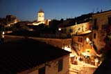 Scorcio serale di un vicolo di Capoliveri