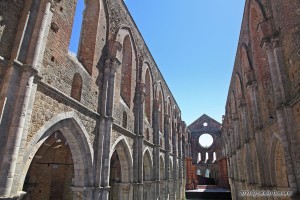 La suggestiva abbazia di San Galgano